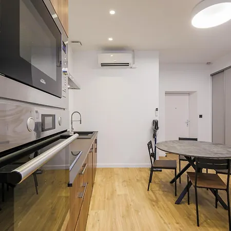 Lafayette. Garage. Clim. Centre Apartamento *